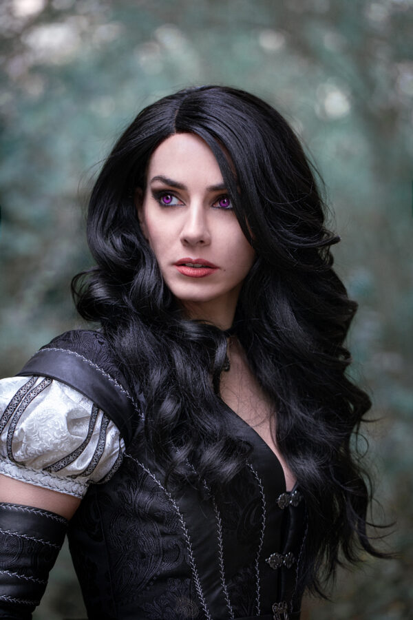 Yennefer_portrait_The_Witcher_3_Corneline